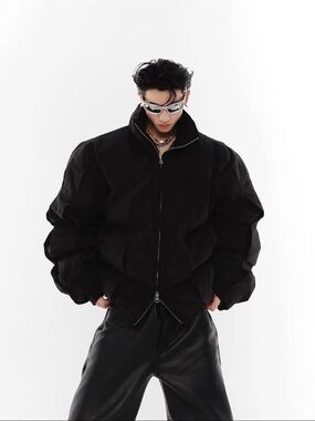 Black Men's Quilted Puffer Jacket